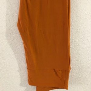 Rust orange solid OS LuLaRoe leggings